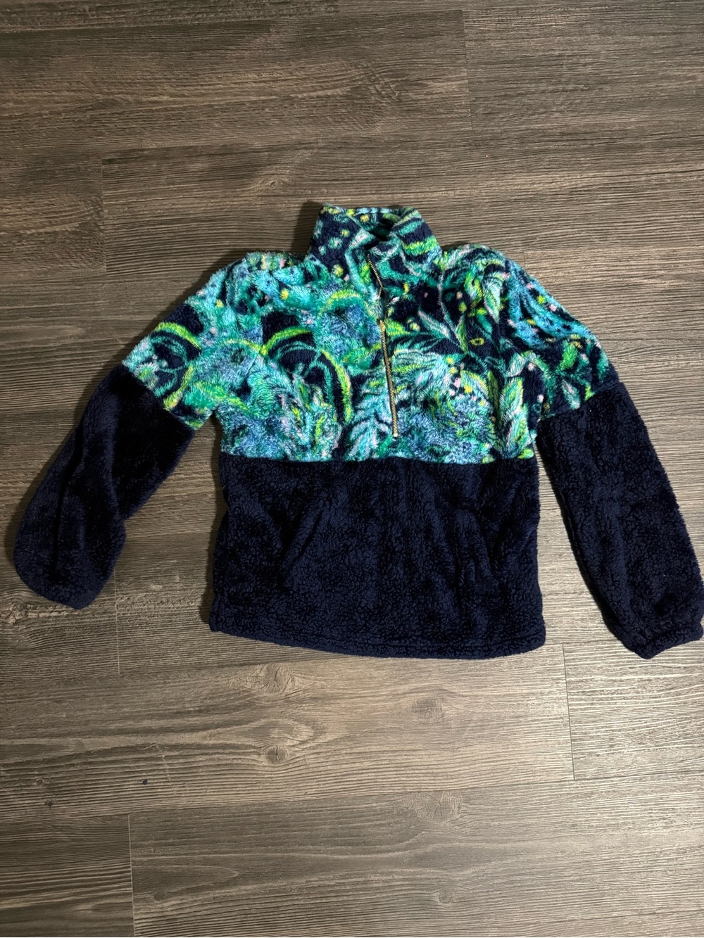 Lily Pulitzer Size XS Cozy Half-Zip Fleece Pullover in Navy and Teal Floral